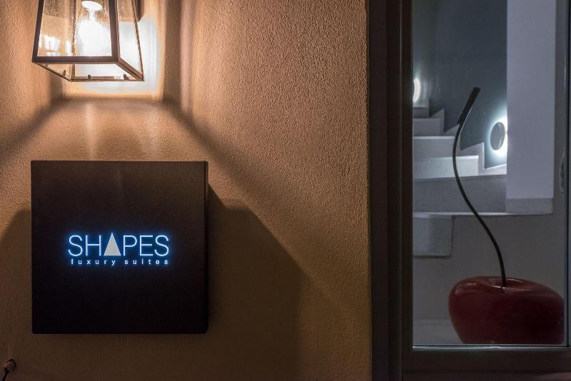 Shapes Luxury Suites Ermoupoli Exterior photo